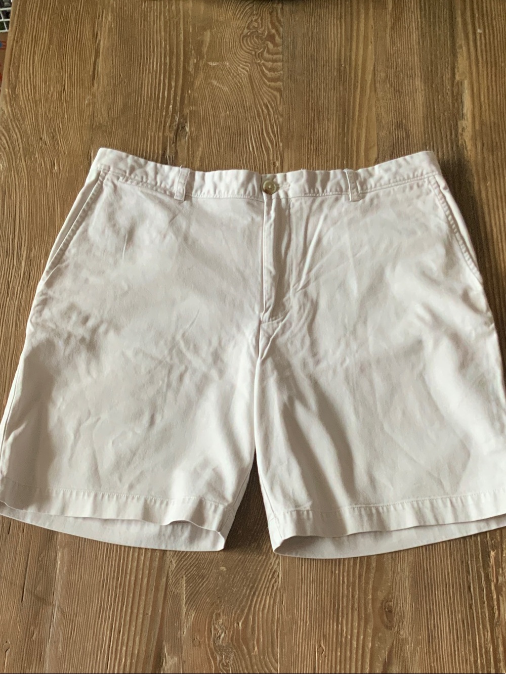 Johnston & Murphy White Pima Cotton Flat-Front Men's Shorts